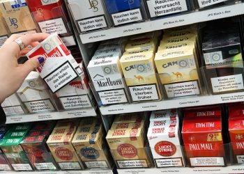 Prohíben las palabras “atractivas” en las etiquetas de cigarrillos