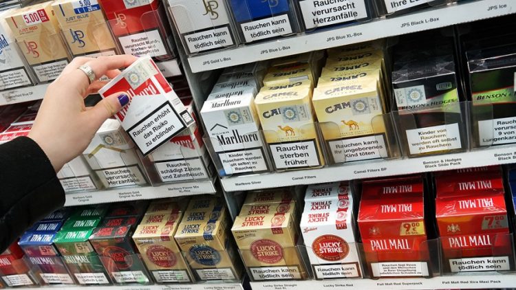 Prohíben las palabras “atractivas” en las etiquetas de cigarrillos