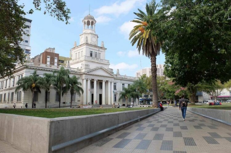 Fuerte ajuste de tasas municipales en el interior