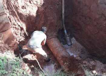 Alerta roja en el sistema de aguas de Sierras Chicas tras la rotura de un acueducto