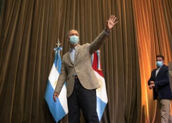 Schiaretti se consolida como un referente opositor nacional