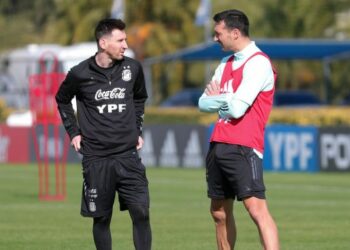 El plan de Scaloni para Messi