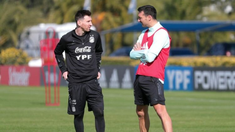 El plan de Scaloni para Messi