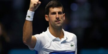 Los abogados de Djokovic frenaron la deportación