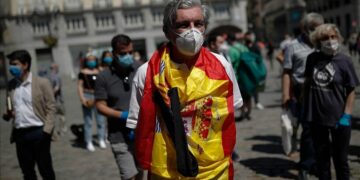 España detectó los primeros casos de flurona, la confección entre gripe y coronavirus