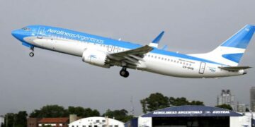 Empresas de turismo reclaman políticas para evitar el encarecimiento de los viajes