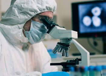 Por ser inexactos, la OMS pidió no usar los términos “deltacrón” o “flurona”