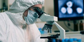 Por ser inexactos, la OMS pidió no usar los términos “deltacrón” o “flurona”