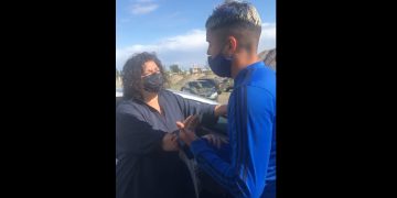 Vizzotti se cruzó con un preparador físico antivacunas