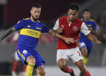 Independiente y Boca empataron 2 a 2 bajo un diluvio en Avellaneda