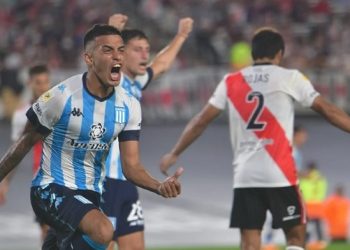 River no lo pudo aguantar y Racing se llevó un empate del Monumental