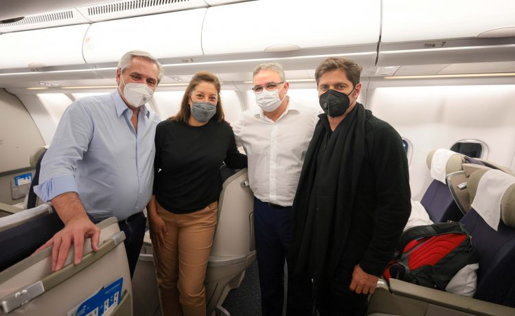 Fernández inicia su gira por Rusia y China y CFK queda a cargo del Ejecutivo