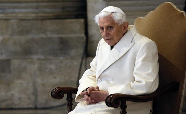 Benedicto dijo sentir una “profunda vergüenza” por las víctimas de abusos en la iglesia
