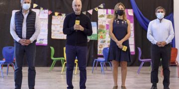 Caba no exigirá pase sanitario y elimina el sistema de burbujas para el reinicio de clases