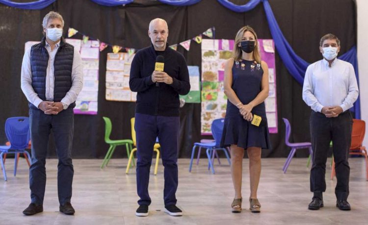 El Gobierno porteño prohibió que en sus escuelas se enseñe y utilice el lenguaje inclusivo