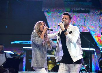 Un anfiteatro colmado para otra brillante noche cuartetera