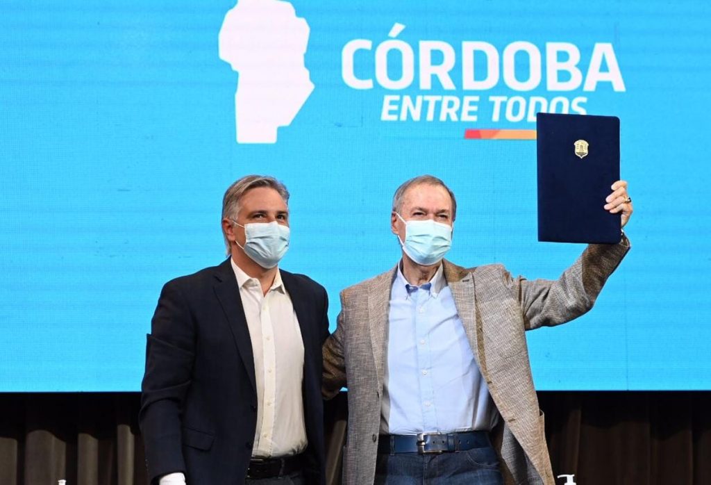 Firman convenio para obras de urbanización en 33 barrios de la capital
