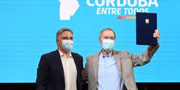 Firman convenio para obras de urbanización en 33 barrios de la capital