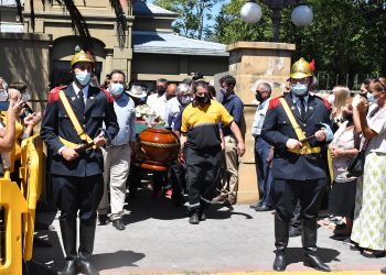 Los restos del “Gato” Romero fueron despedidos en la Casa de la Cultura de Villa Allende