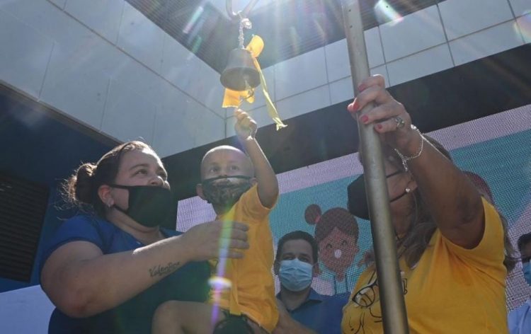 En el día que conmemora al lazo dorado, 17 niños lograron concluir su tratamiento oncológico