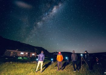 Astroturismo: “Familias enteras se acercan a mirar y conocer el cielo”