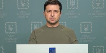 «Nos dejaron solos para defender nuestro Estado», dijo el presidente de Ucrania