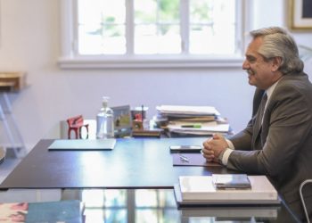 Alberto Fernández mantuvo un encuentro virtual con Michelle Bachelet