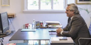 Alberto Fernández mantuvo un encuentro virtual con Michelle Bachelet