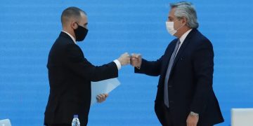 Guzmán avanza en el pacto con el FMI confiado en su sanción