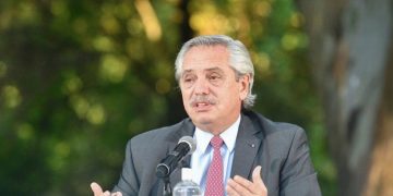 Alberto Fernández anunció un aumento del 12,28% para jubilaciones, pensiones y asignaciones