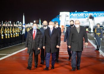 Alberto Fernández arribó a Rusia para arrancar su gira internacional