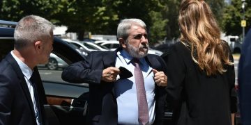 Fernández declaró en la causa por la obra pública