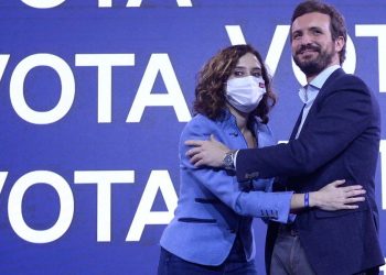 Un escándalo que salpica a Díaz Ayuso sacude la cúpula del PP español