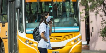 Piden que siga el boleto gratuito para trabajadores de la salud