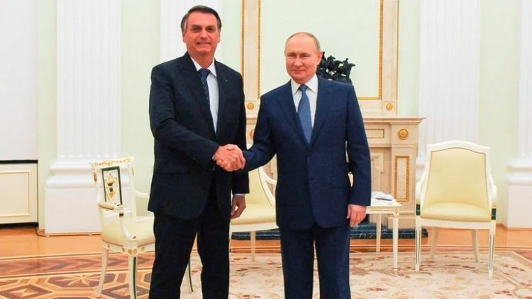 “Somos solidarios con Rusia” dijo Bolsonaro desde Moscú