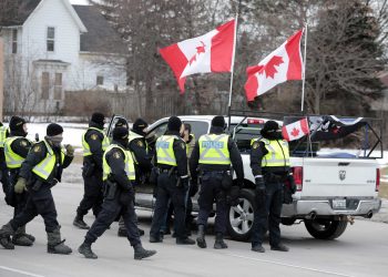 Canadá, Francia y Bélgica, firmes en desalentar las protestas contra las restricciones