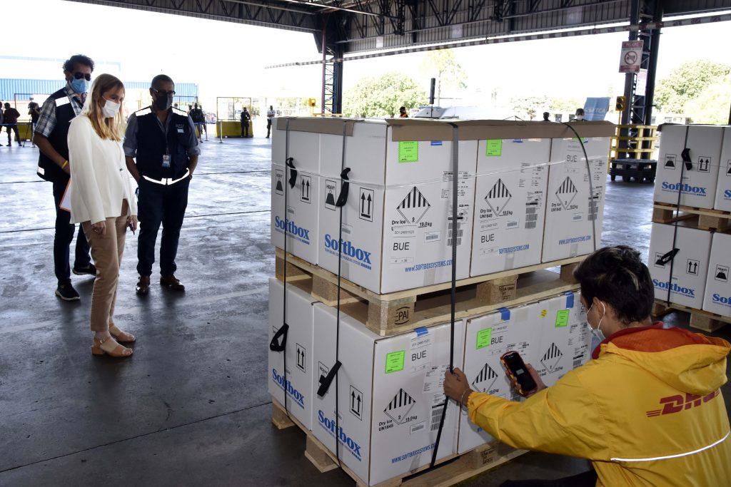 Arribaron 216.000 dosis de Pfizer destinadas a menores de entre 5 a 11 años