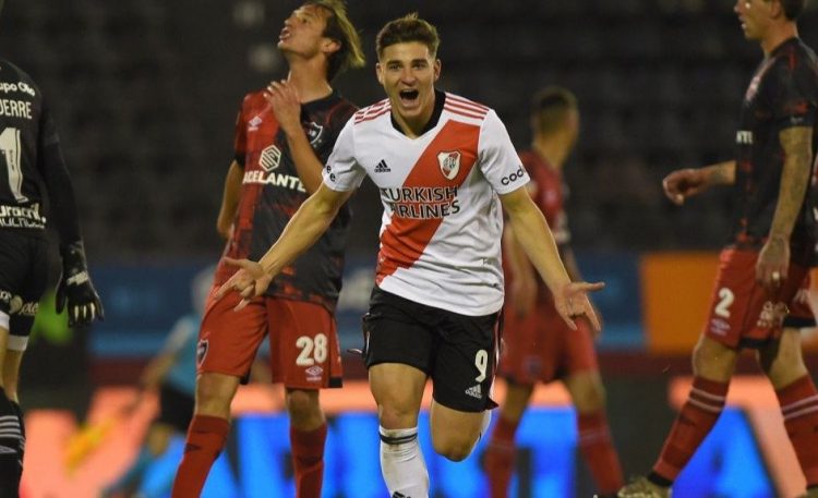 River venció a Newell`s de la mano de "Juanfer" Quintero