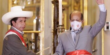 Crisis política en Perú: lanzan el tercer gabinete de Castillo