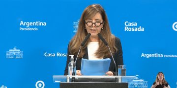 El Gobierno argentino le pide a Rusia que cese las acciones militares en Ucrania