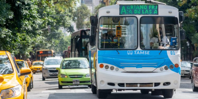 Extienden el boleto gratuito para trabajadores de la salud