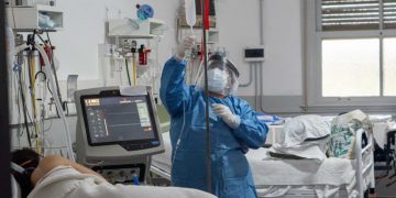 Reportaron 284 fallecidos y 32.790 nuevos contagios de coronavirus