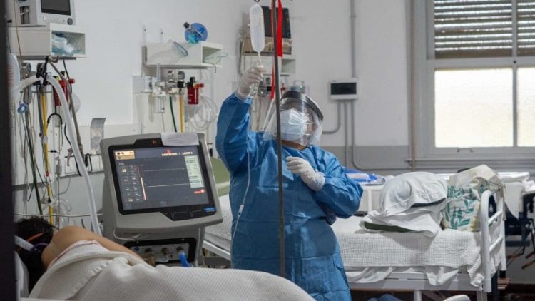 Reportaron 284 fallecidos y 32.790 nuevos contagios de coronavirus