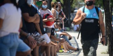 Reportaron 284 fallecidos y 32.790 nuevos contagios de coronavirus