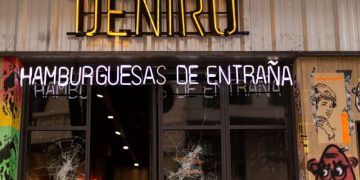 «Deniro, Hamburguesas de Entraña» llegó a Córdoba