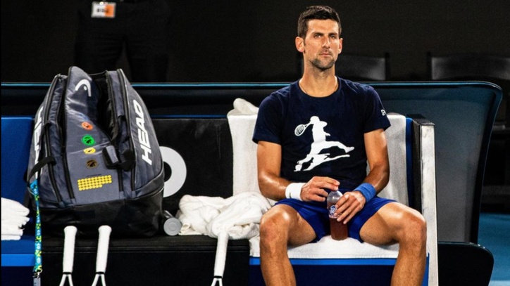 Djokovic: "Yo defiendo la libertad de ponerme lo que quiera en mi cuerpo"