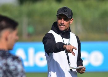 Farré: «Para el afuera es fácil poner el rótulo de protagonista o candidato»