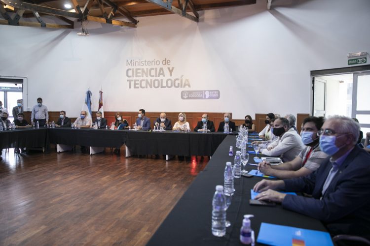 Cada 1.000 habitantes, Córdoba cuenta con 2,11 investigadores de los cuales 51% son mujeres