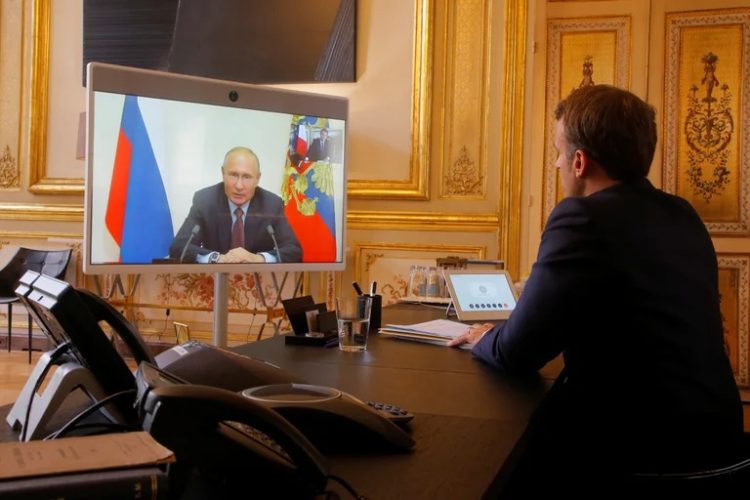 Macron media con Rusia para conseguir un cese del fuego