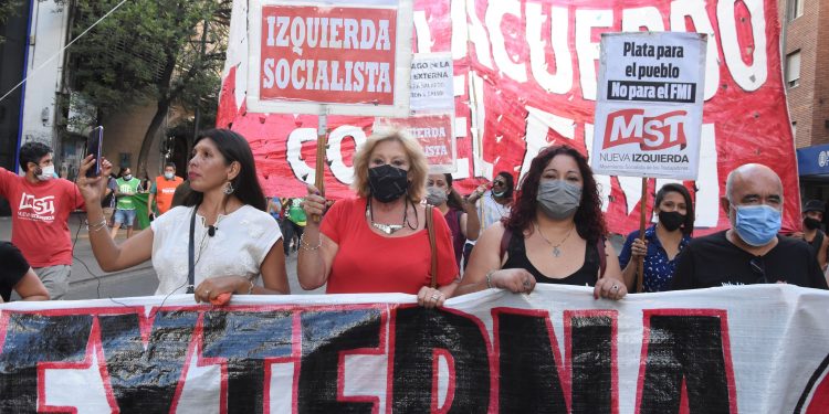 Se movilizaron contra el acuerdo con el FMI